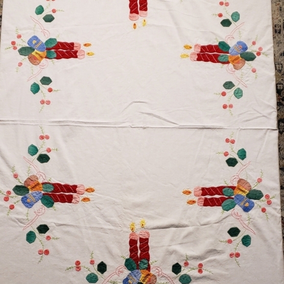 Vintage 64"x84" Rectangle Festive Hand Embroidered Applique Tablecloth & Napkins - Picture 1 of 16